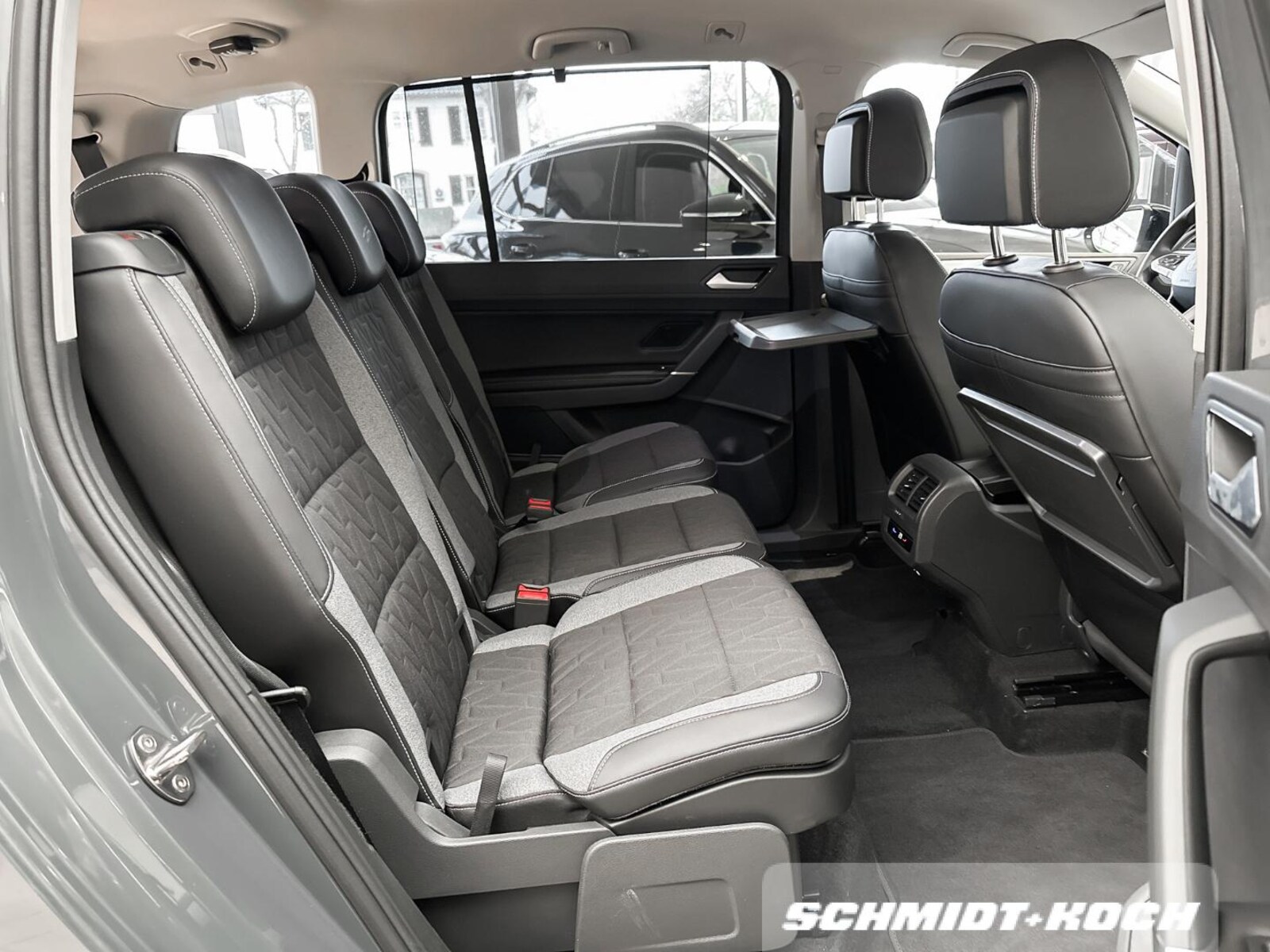 Volkswagen Touran – Bild 8