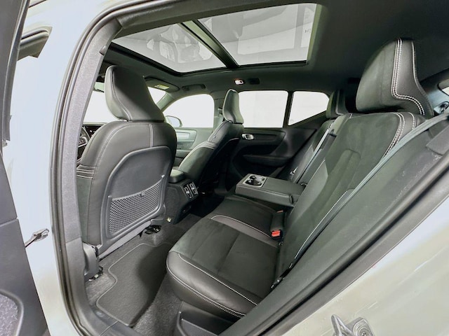 2021 Volvo XC40