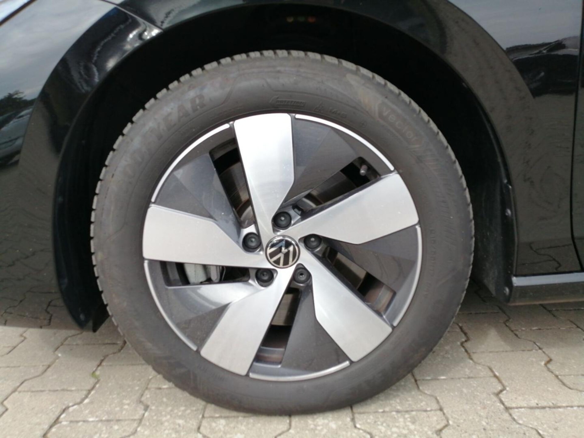 Volkswagen Passat Elegance