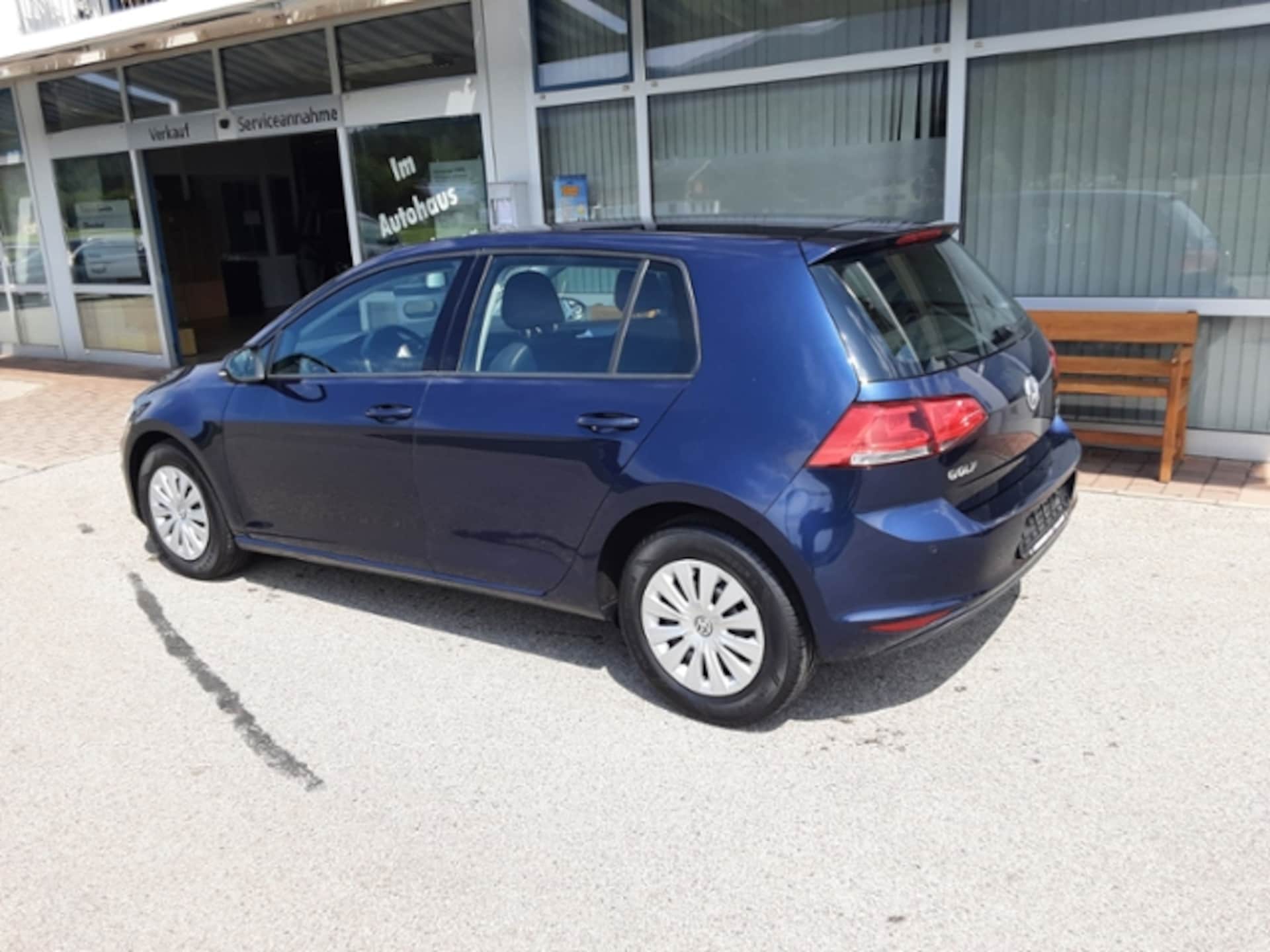 Volkswagen Golf Trendline