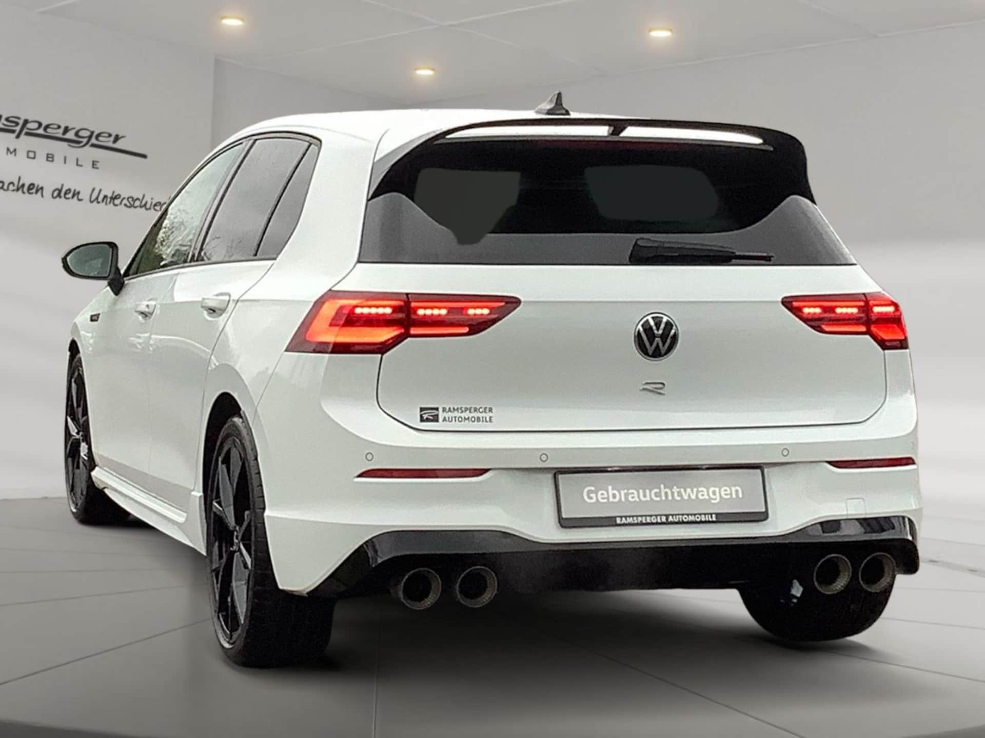 Volkswagen Golf R