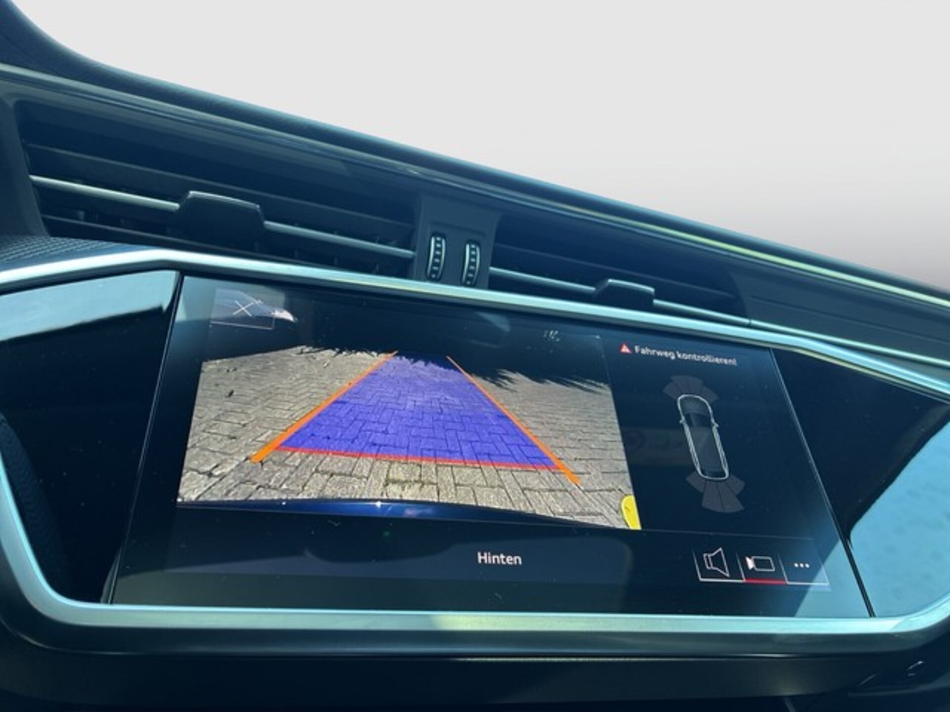 Audi S6 Avant