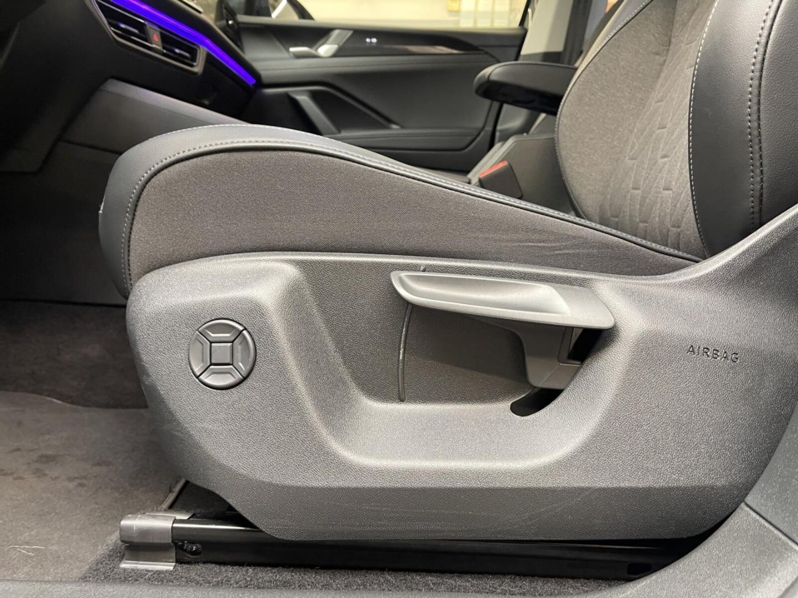 Volkswagen Tiguan – Bild 10