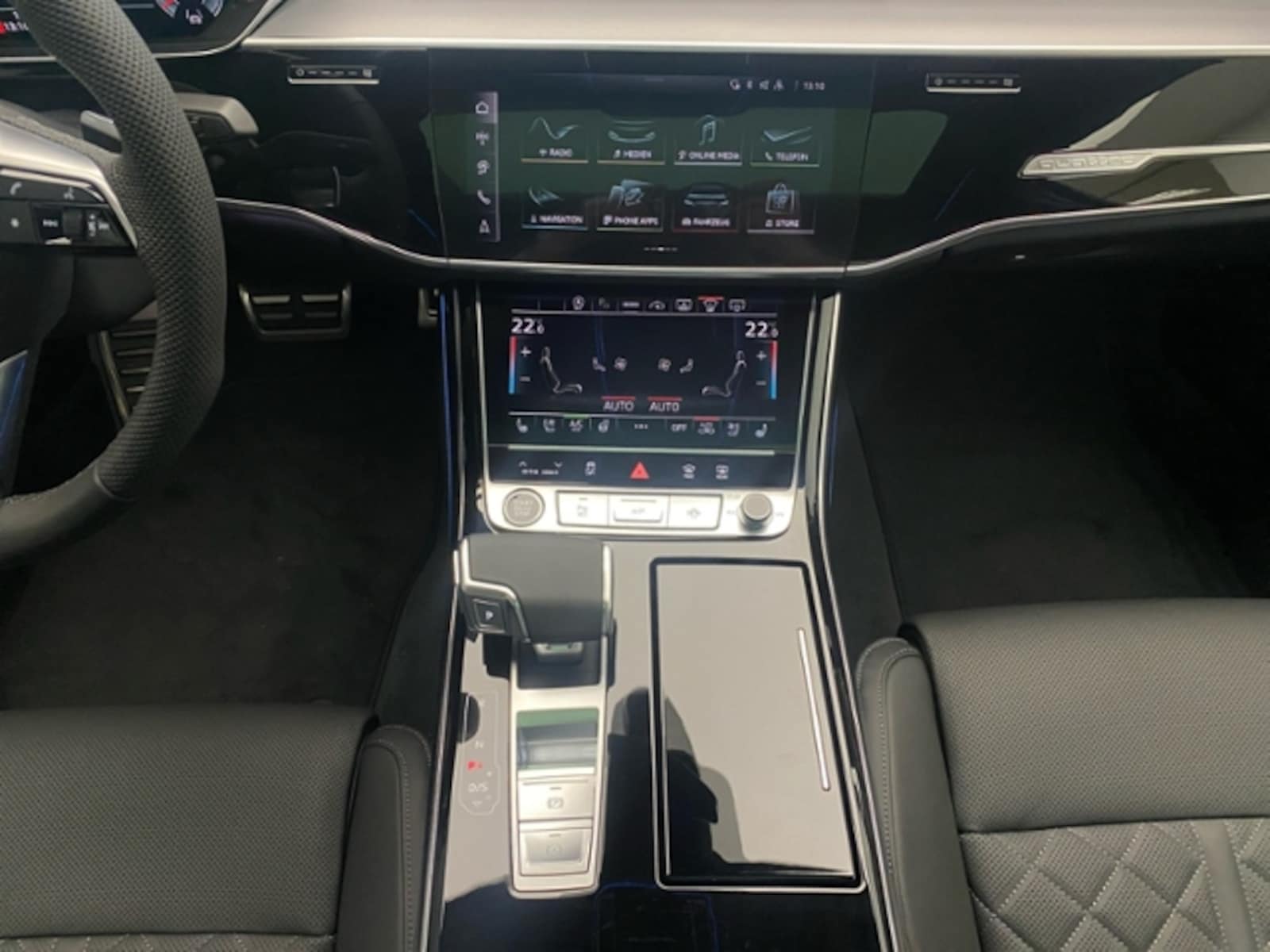 Audi A8 – Bild 11