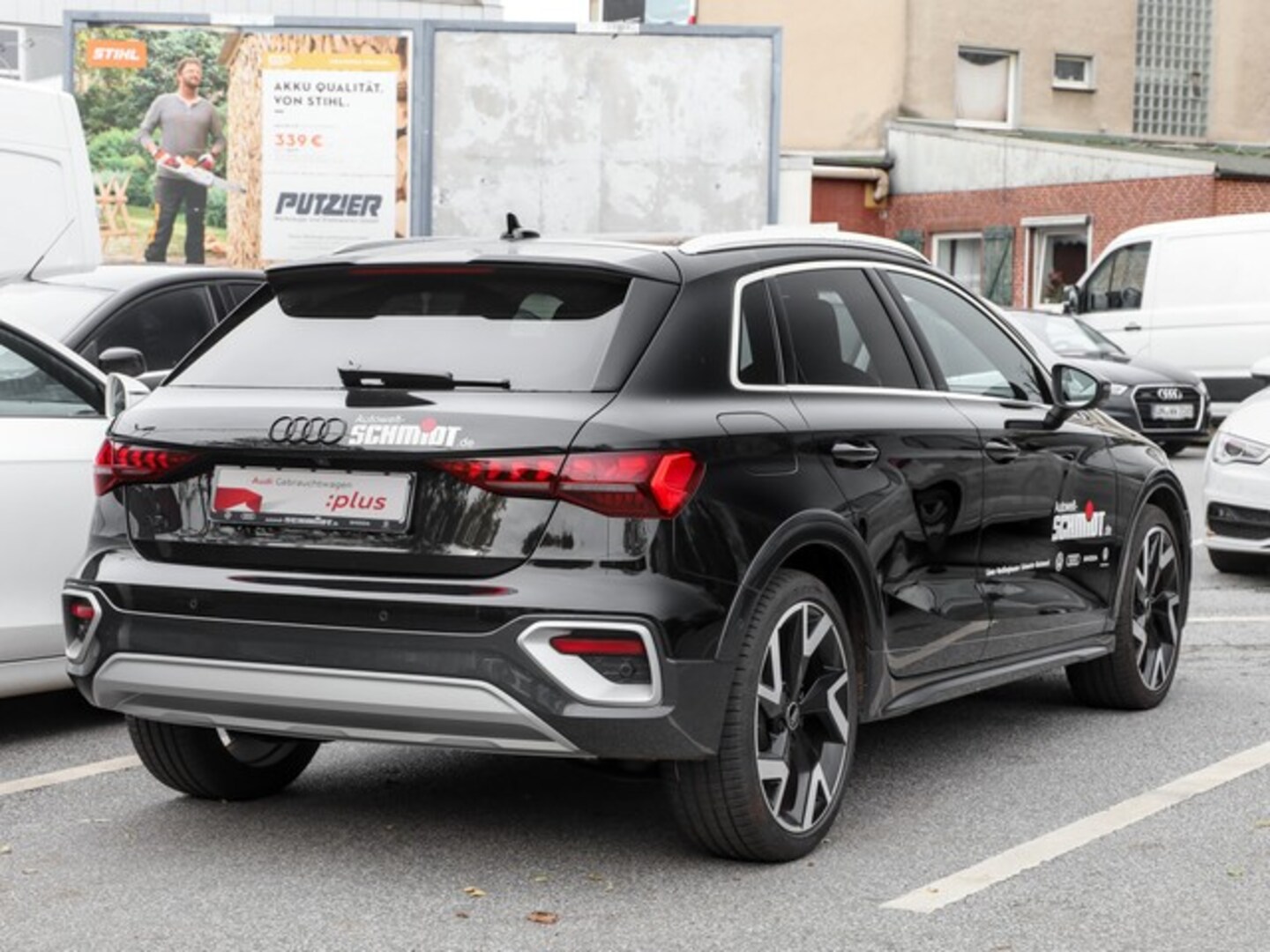 Bild über Audi A3 allstreet 35 TFSI S tronic - für weitere Informationen kontaktieren Sie den Audi Partner