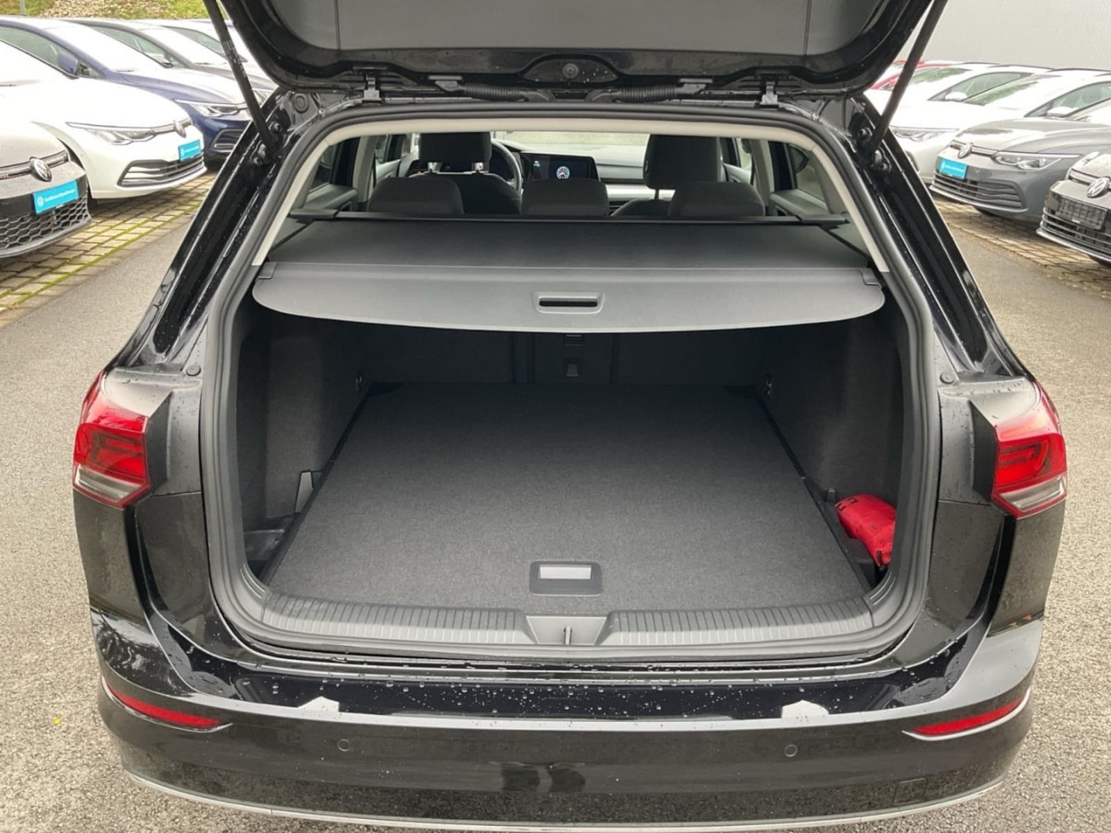 Volkswagen Golf Variant – Bild 12