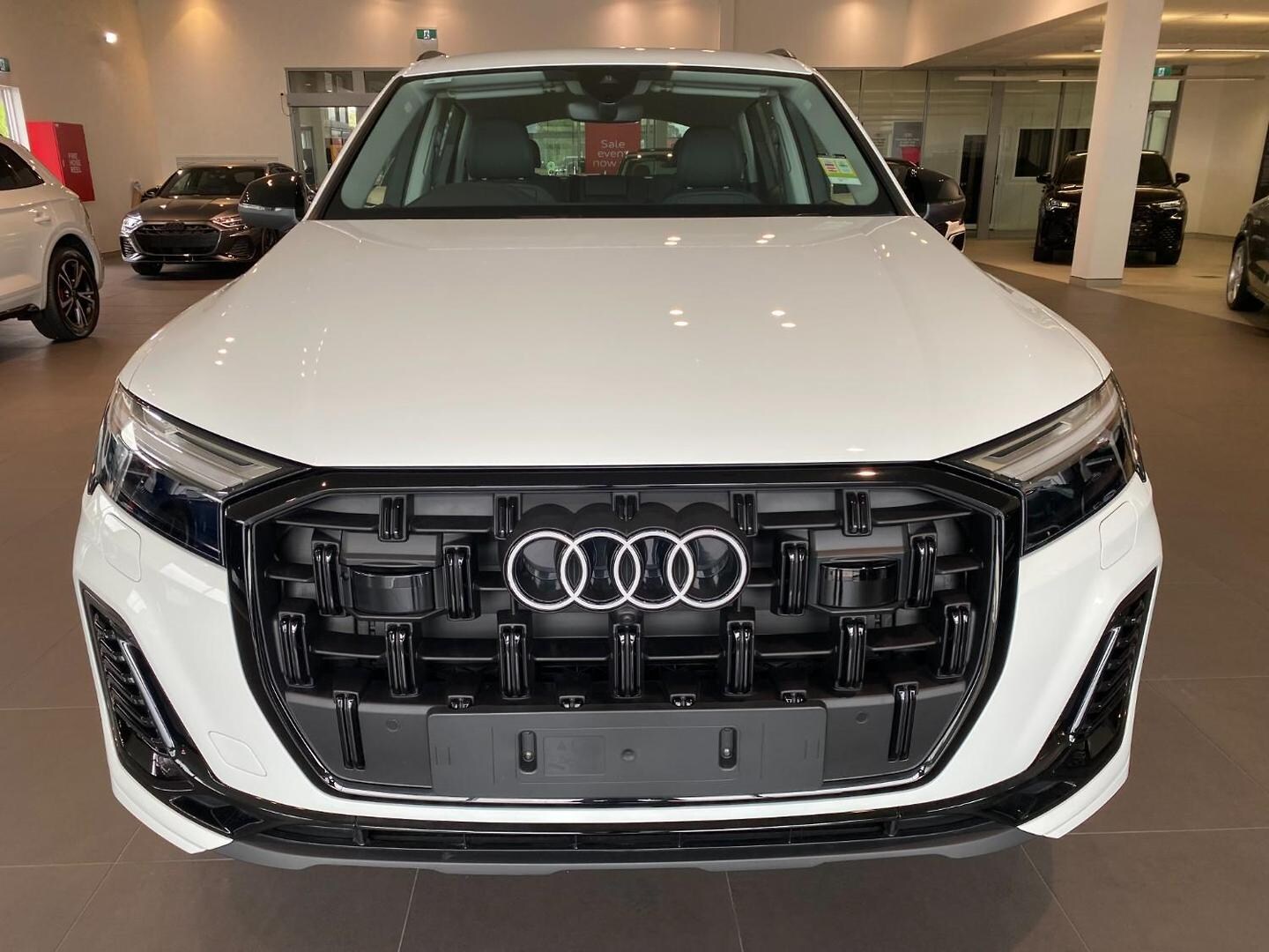 Image about Audi Q7 45 TDI quattro tiptronic