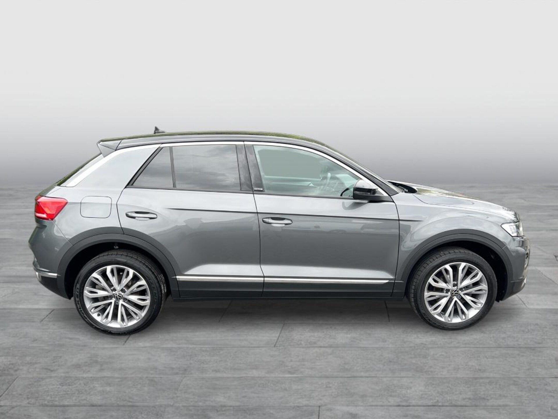 Volkswagen T-Roc Active