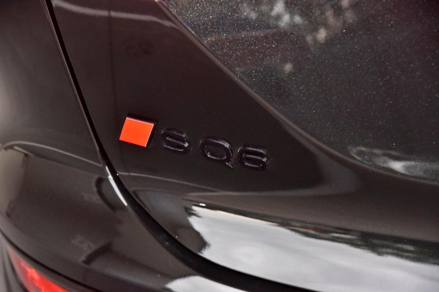 Image about Audi SQ6 SUV e-tron e-tron quattro