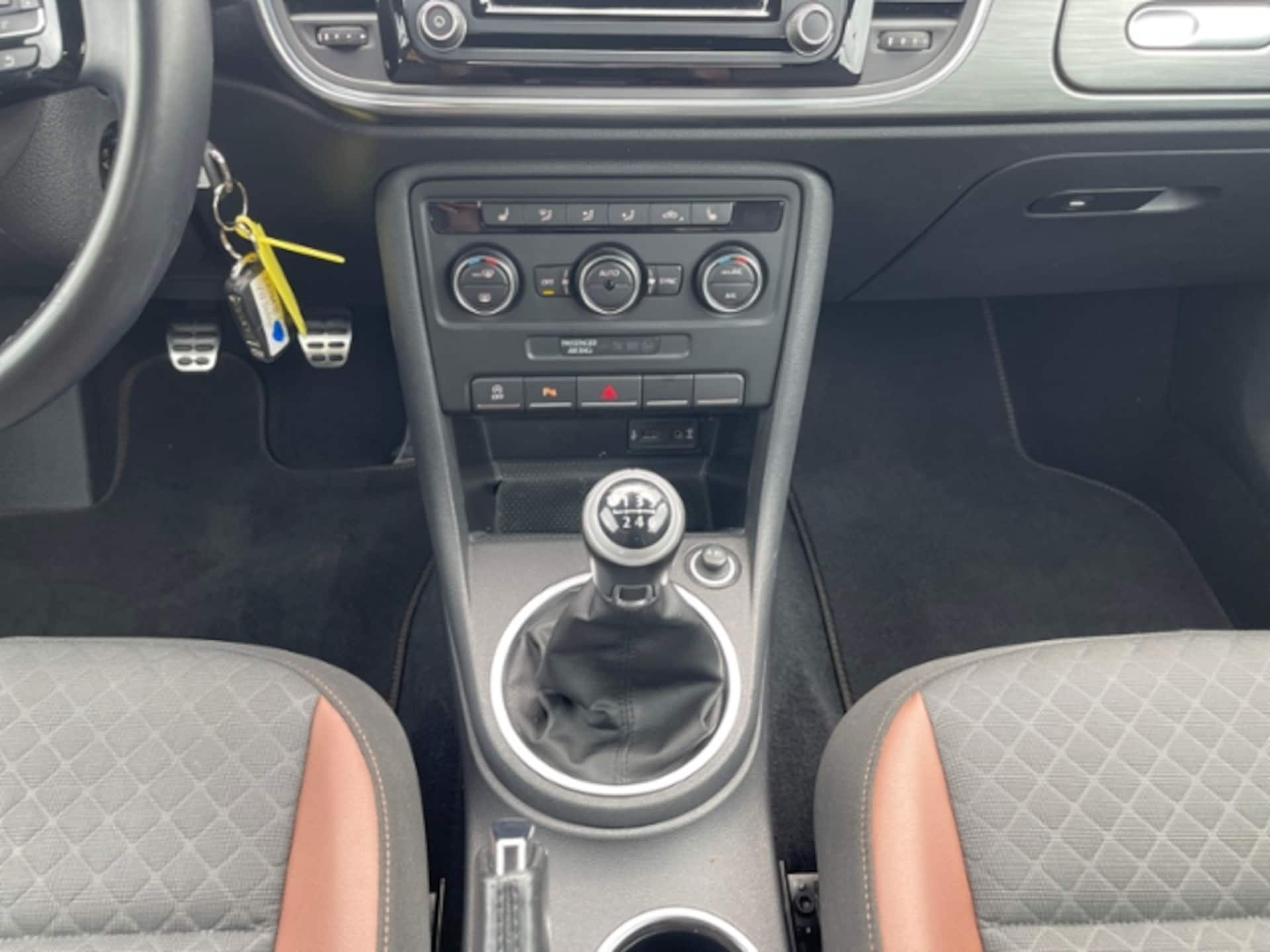 Volkswagen Beetle Cabriolet Design