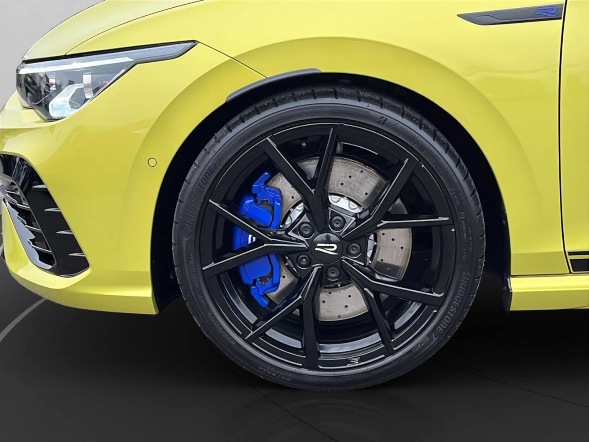 Volkswagen Golf R