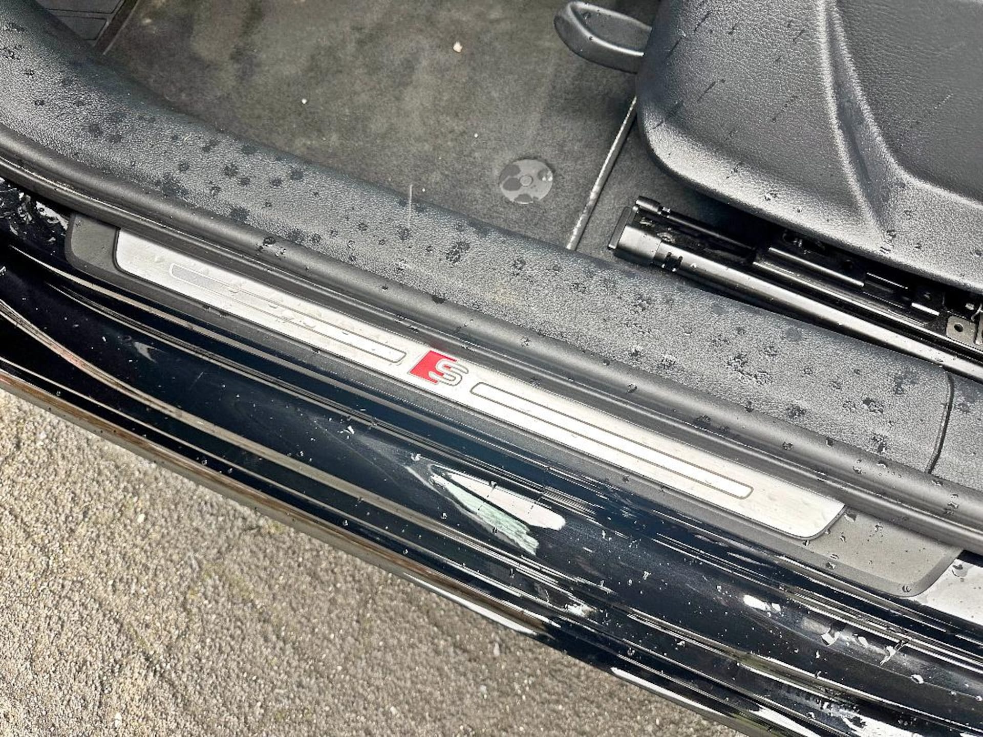 Audi A4 Avant S line