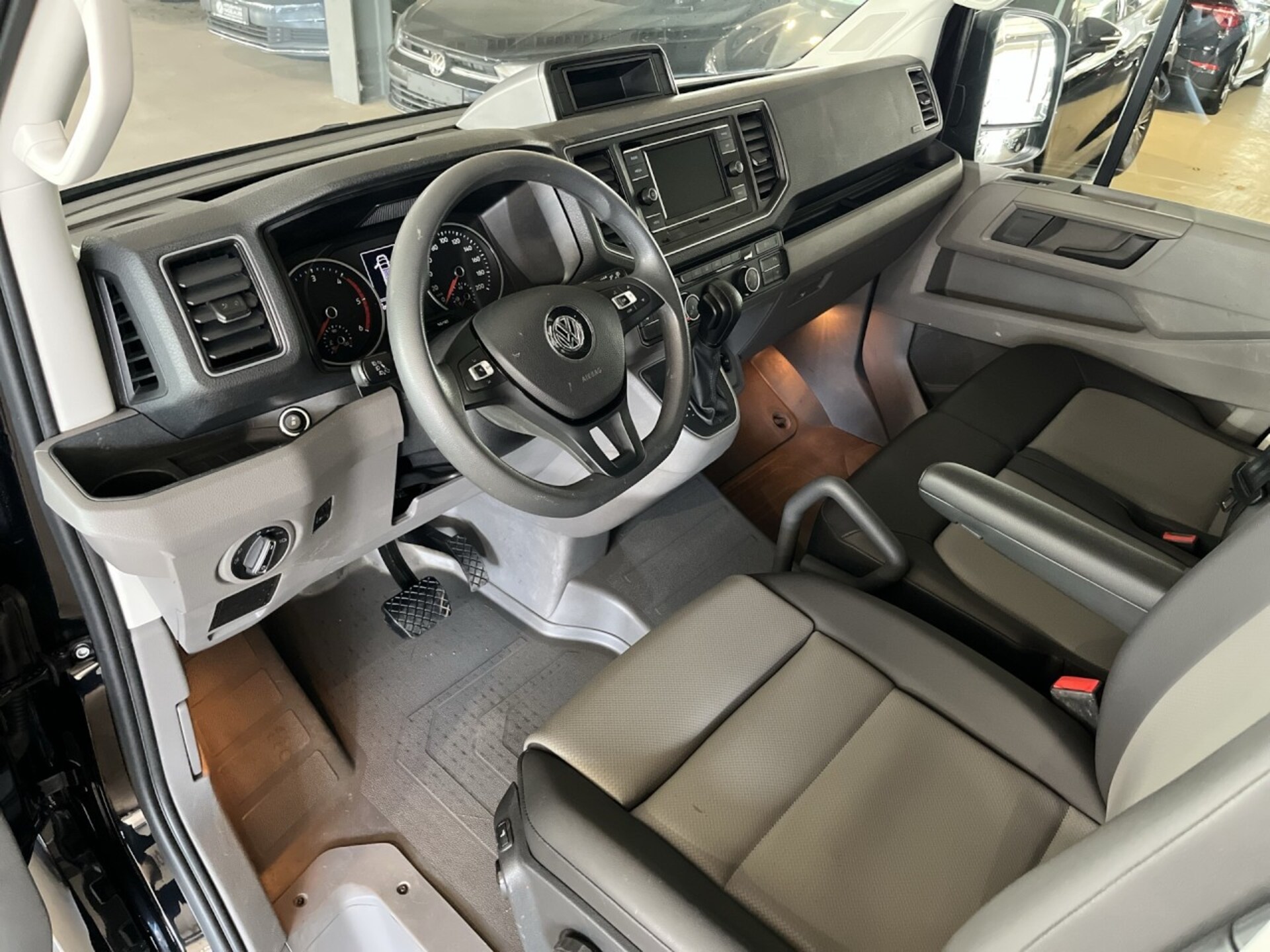 Volkswagen Crafter Kasten langer Radstand