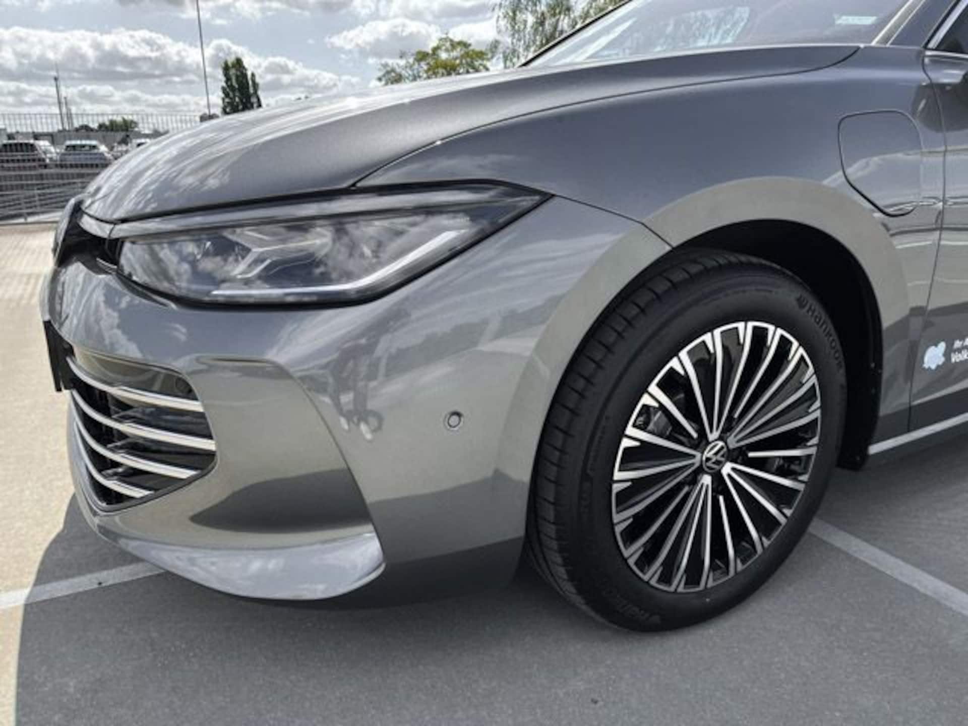 Volkswagen Passat Elegance