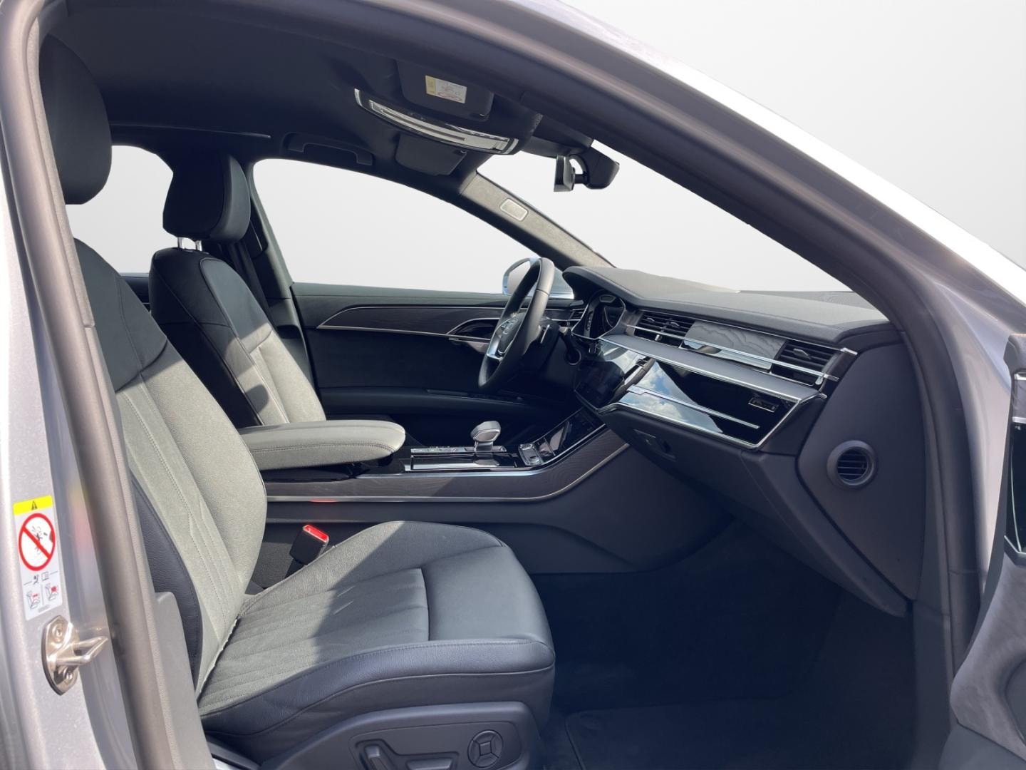 Bild über Audi A8 50 TDI quattro tiptronic - für weitere Informationen kontaktieren Sie den Audi Partner