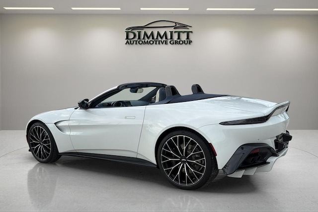 2023 Aston Martin Vantage