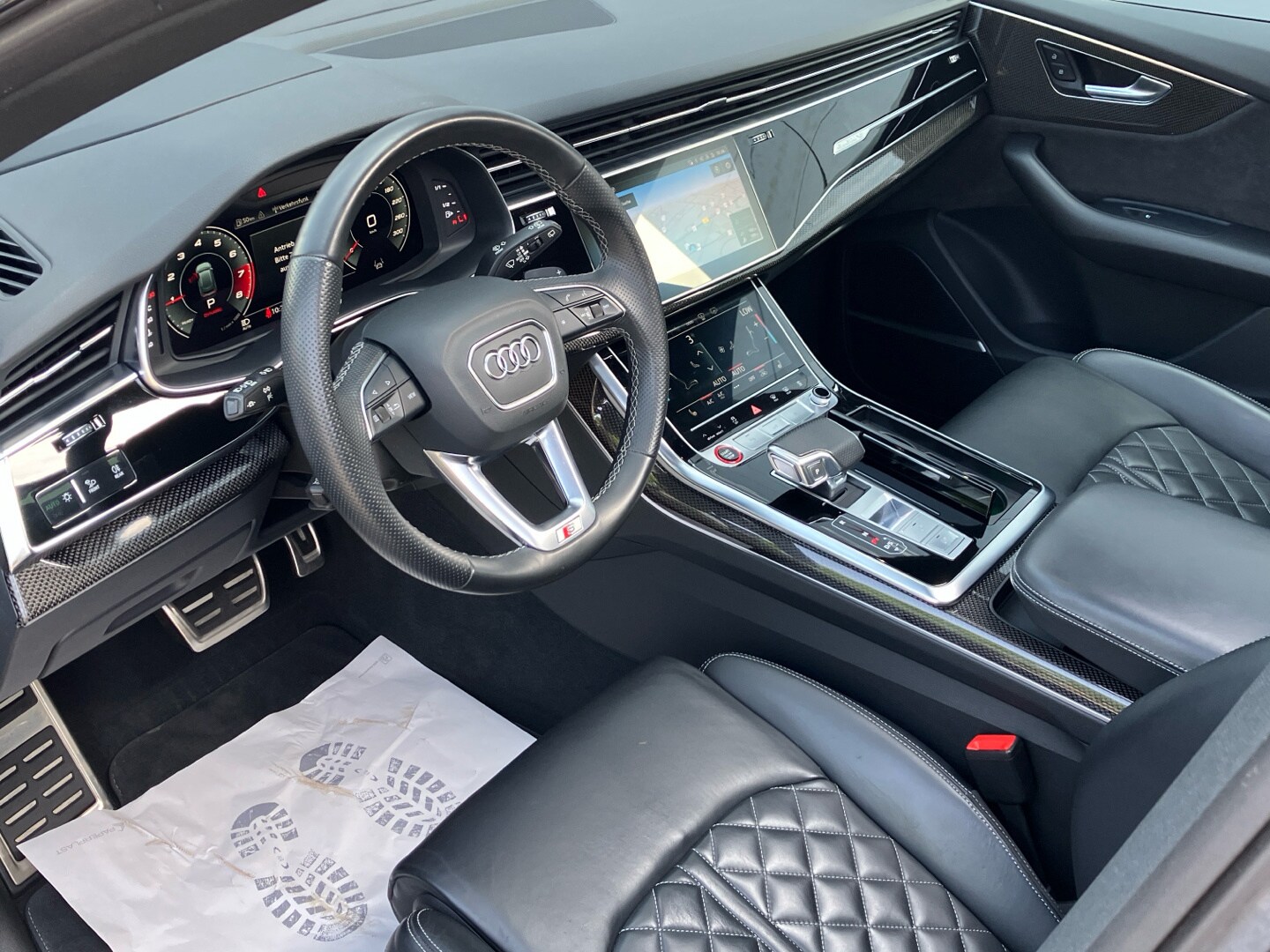 Image about Audi SQ8 TFSI quattro tiptronic