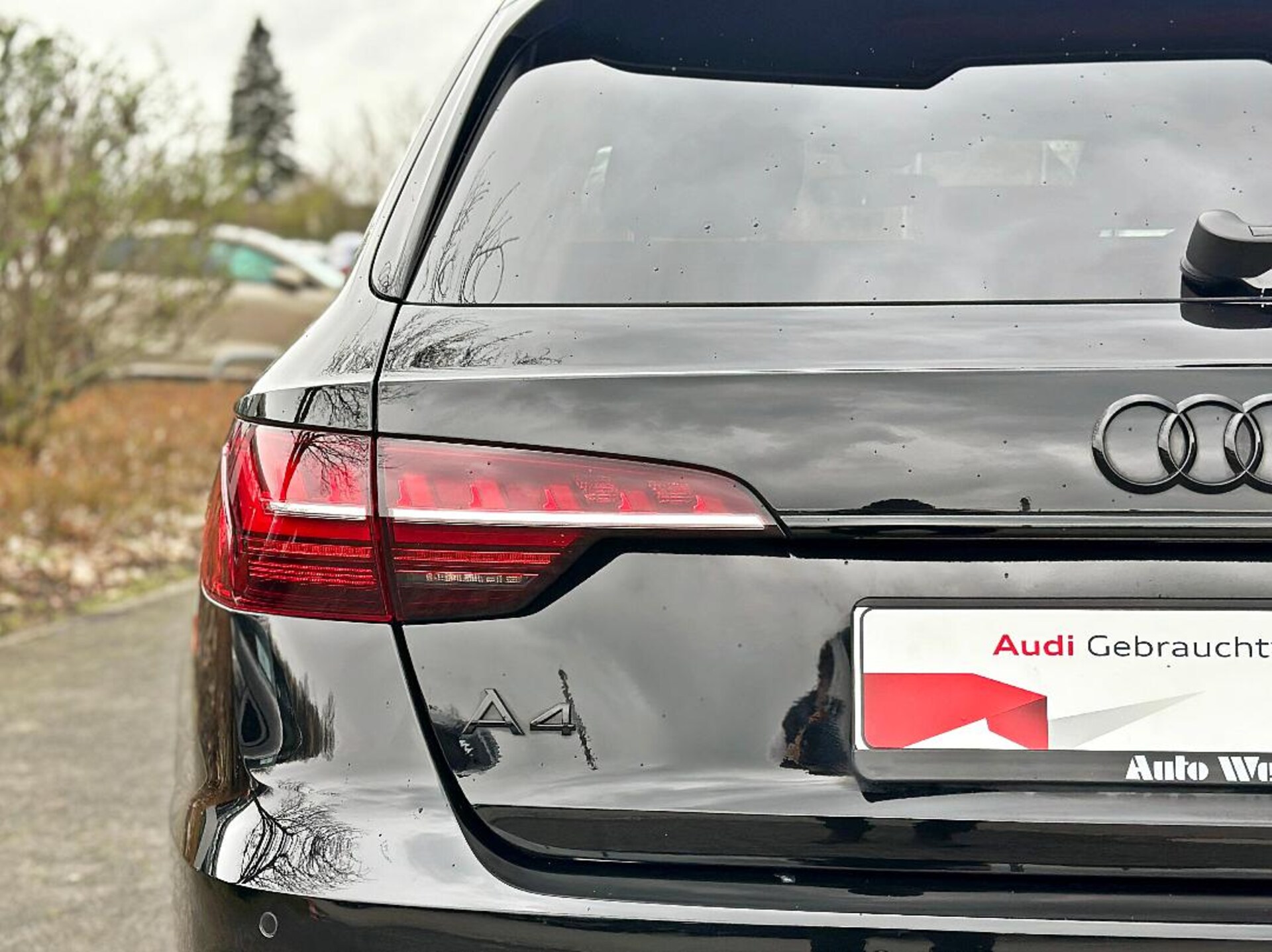 Audi A4 Avant S line