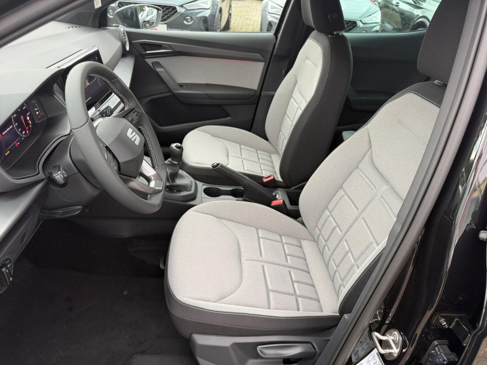 SEAT Arona – Bild 6