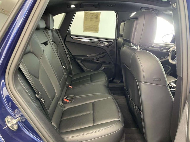 2023 Porsche Macan Base - Photo 22