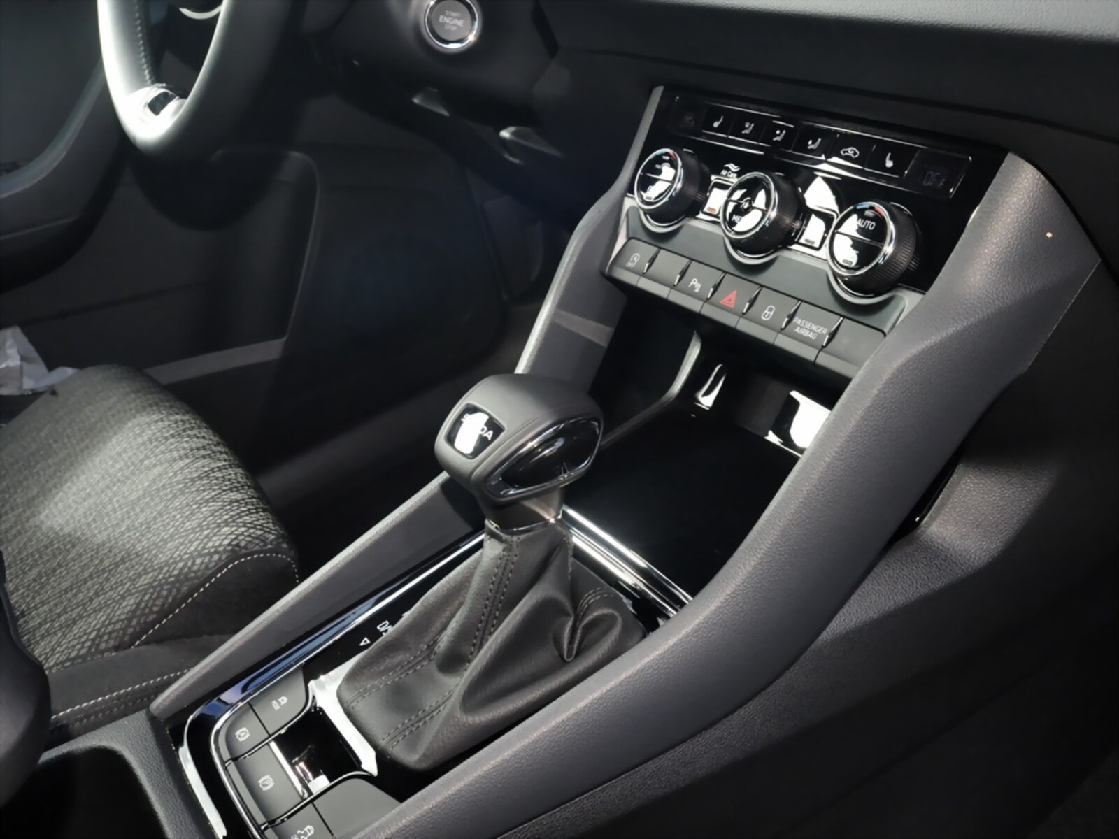 Škoda Karoq – Bild 8