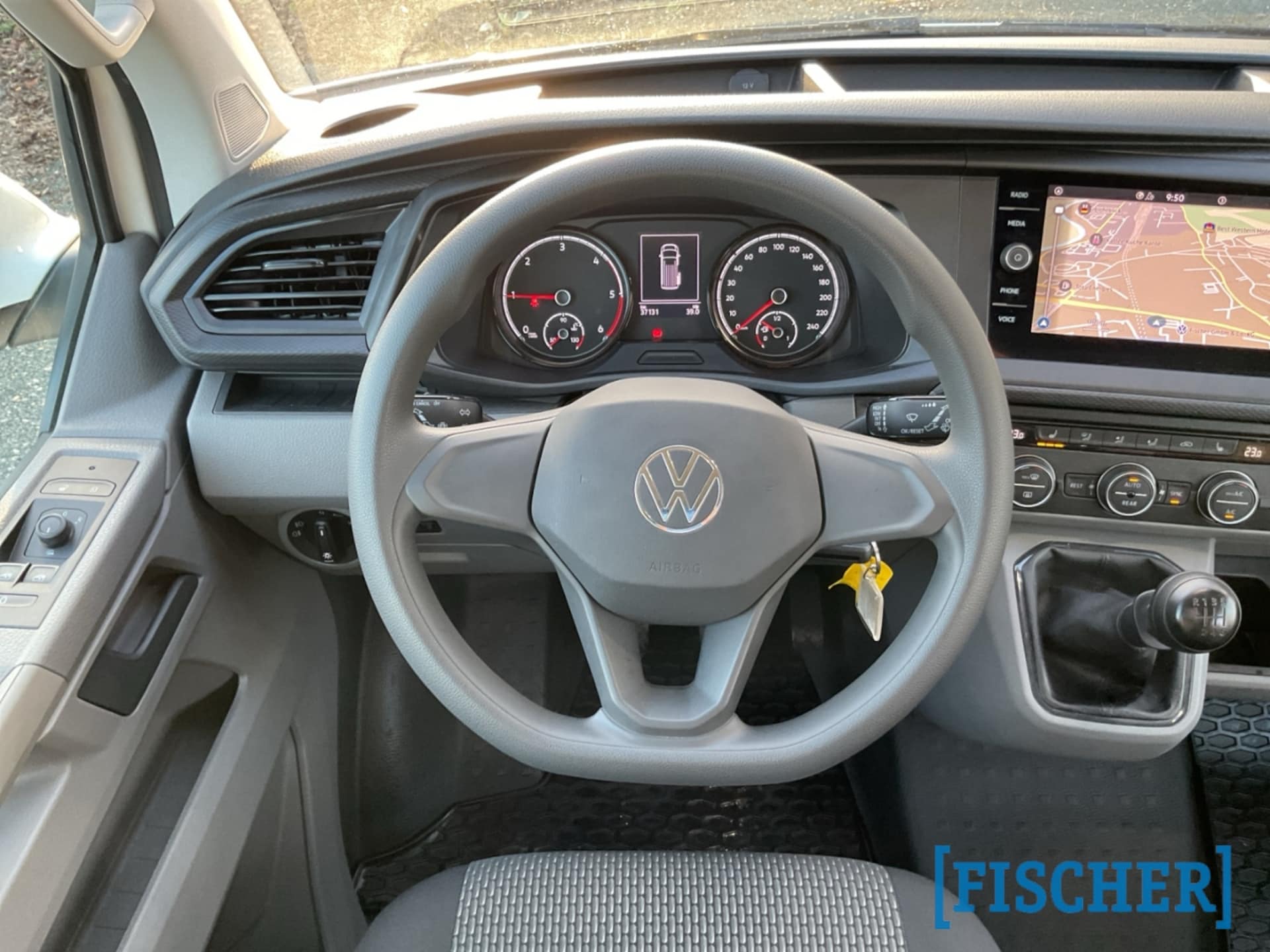 Volkswagen T6.1 Caravelle langer Radstand Trendline