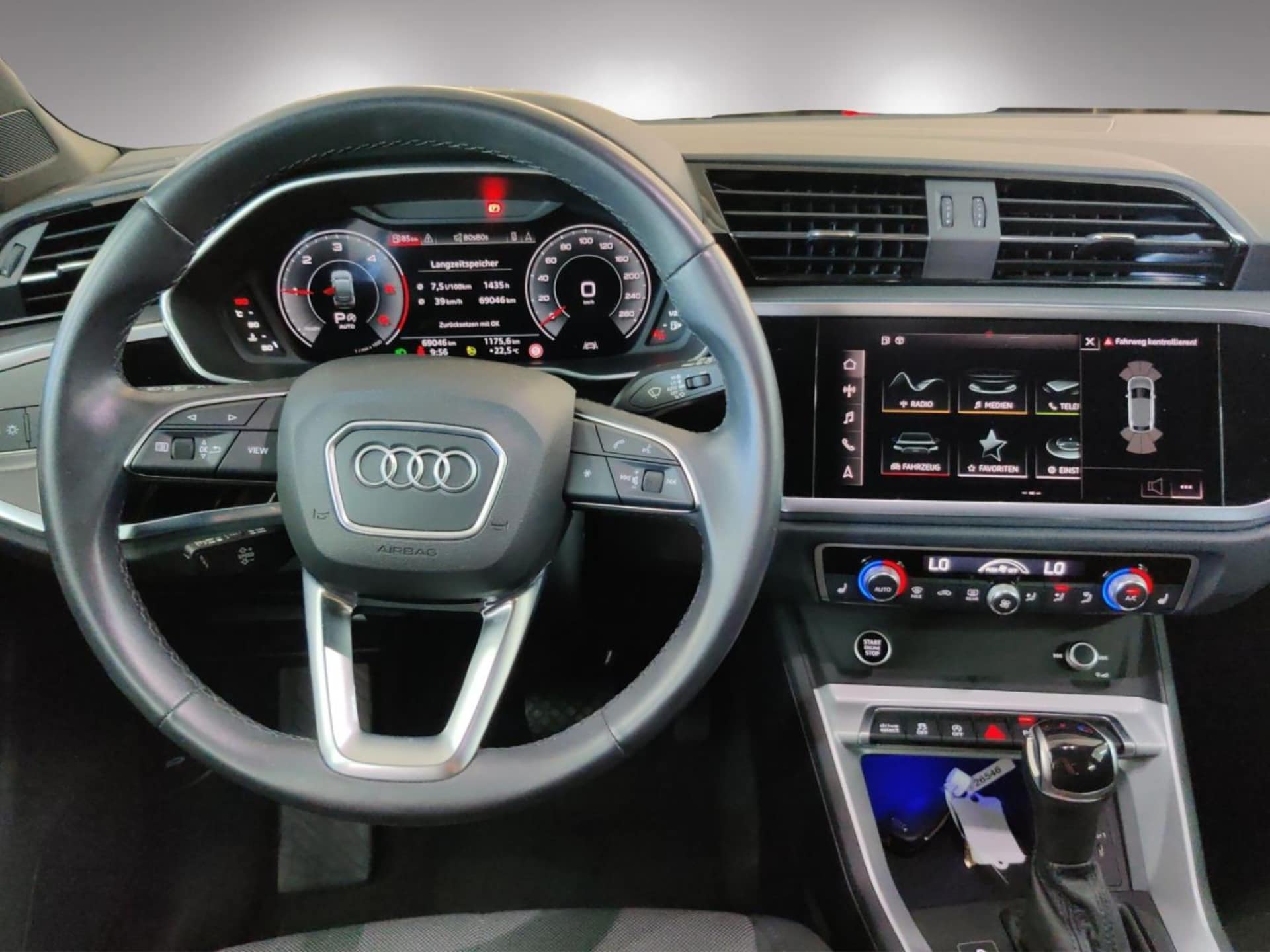 Audi Q3 Sportback S line