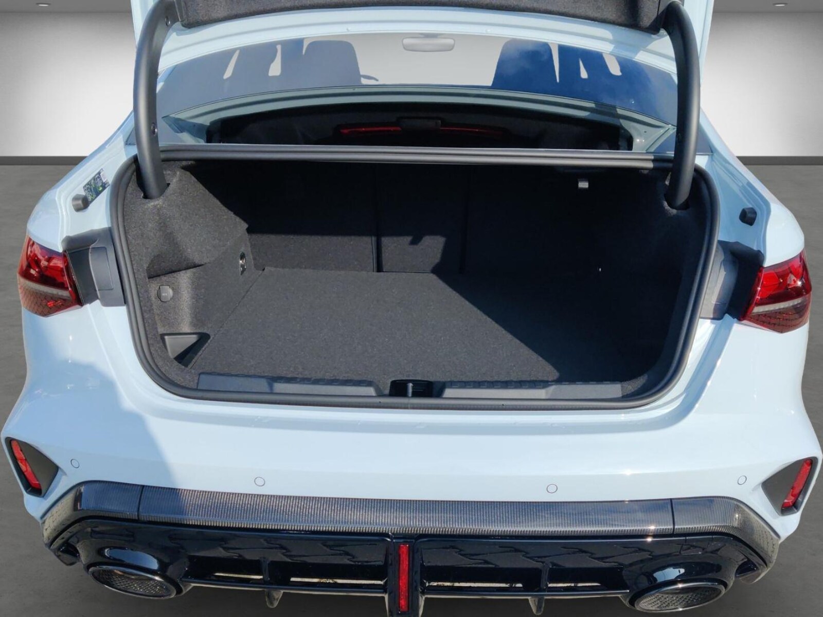 Audi RS 3 Limousine – Bild 14