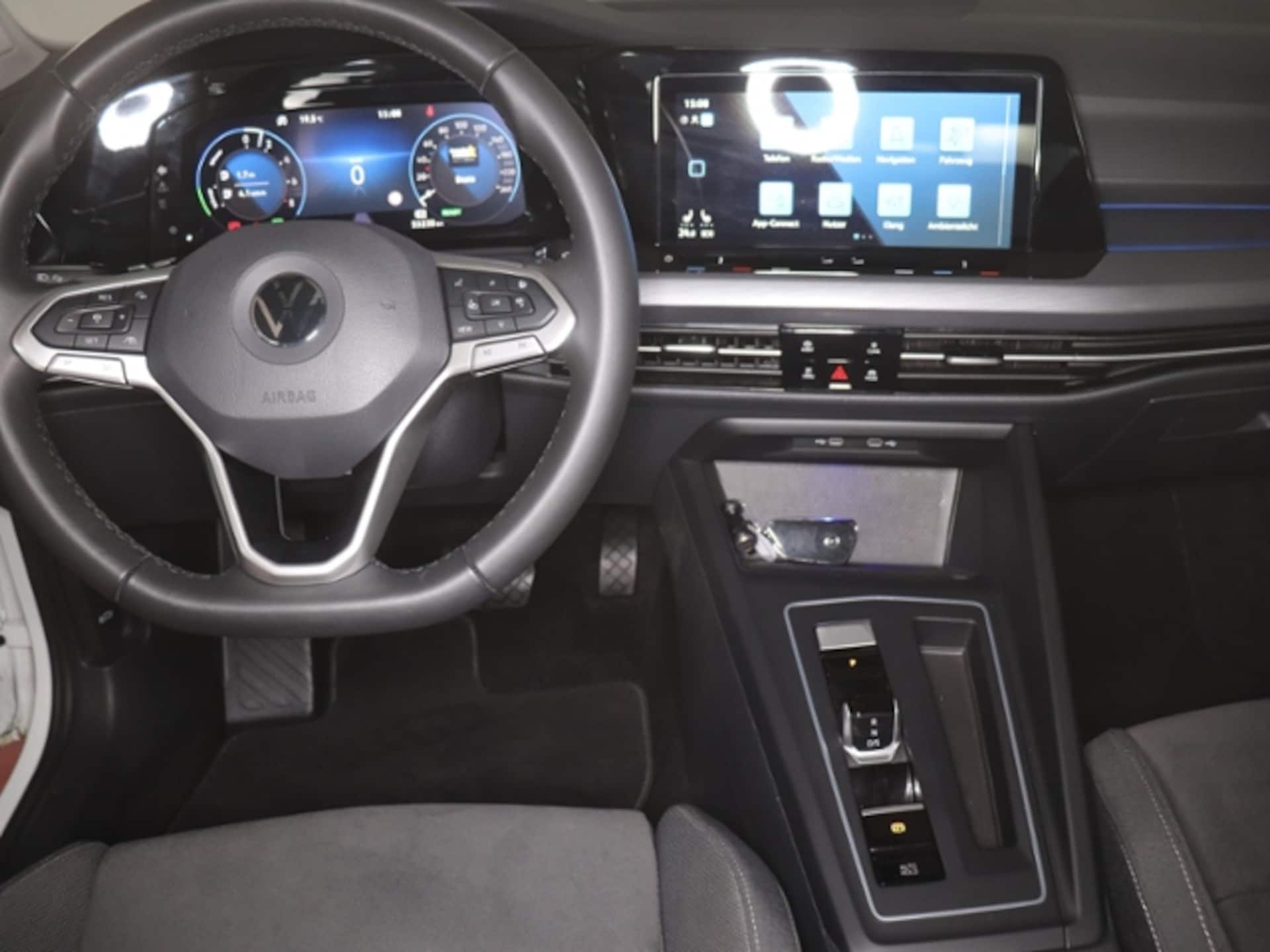 Volkswagen Golf Style