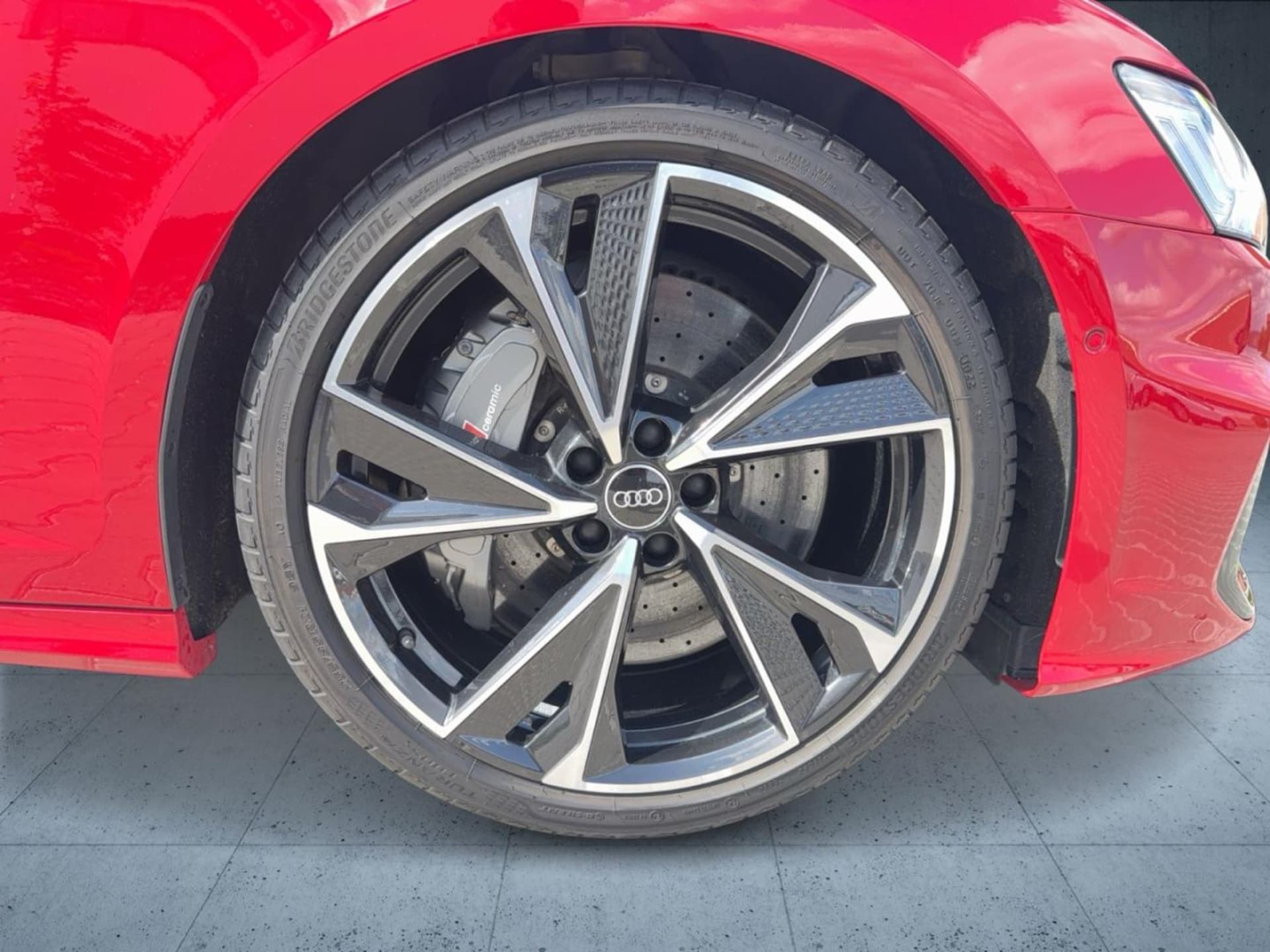 Audi S6 Avant