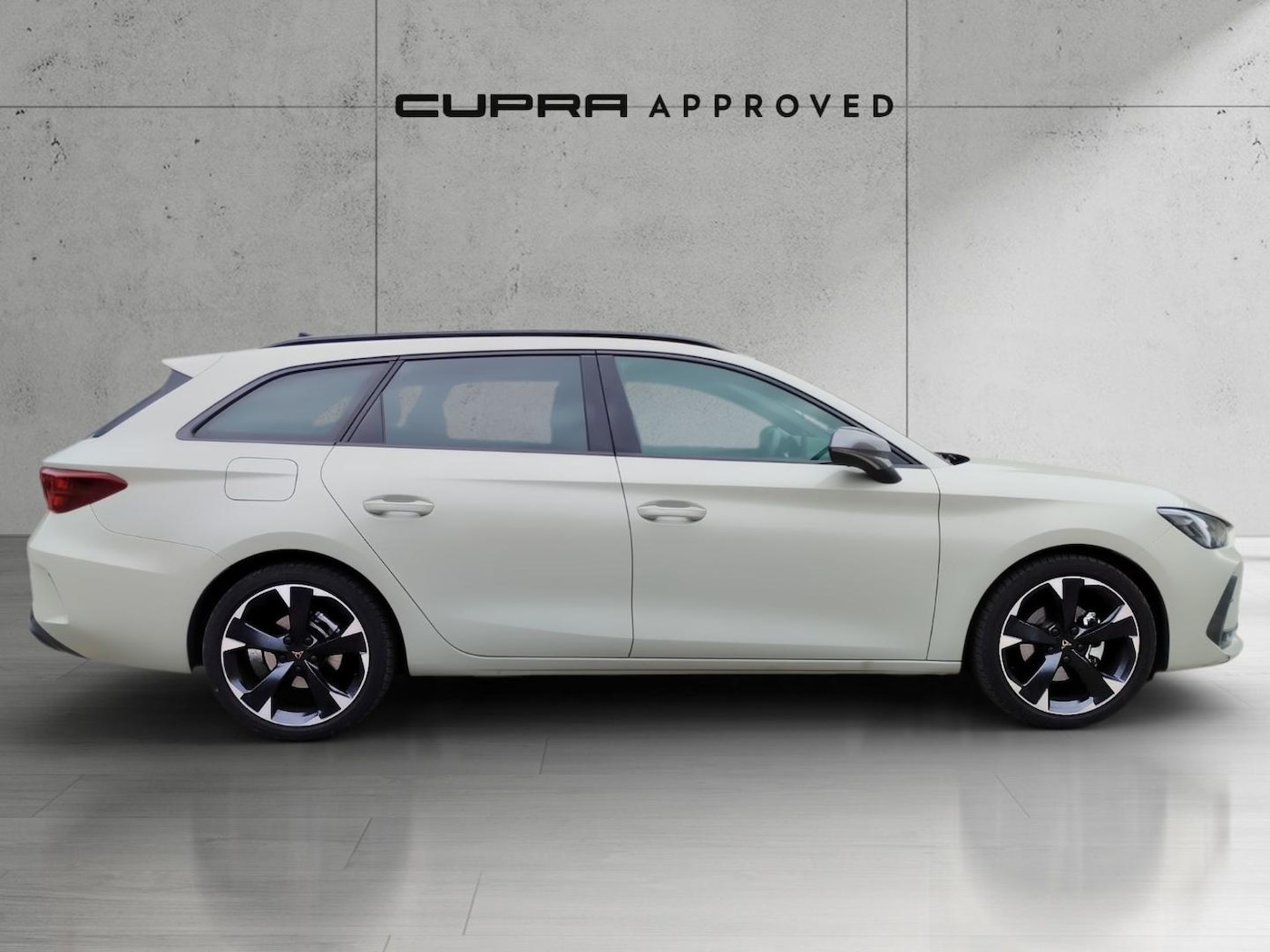 CUPRA Leon Sportstourer 1.5 eTSI DSG 110 kW (150 CV) — photo 3