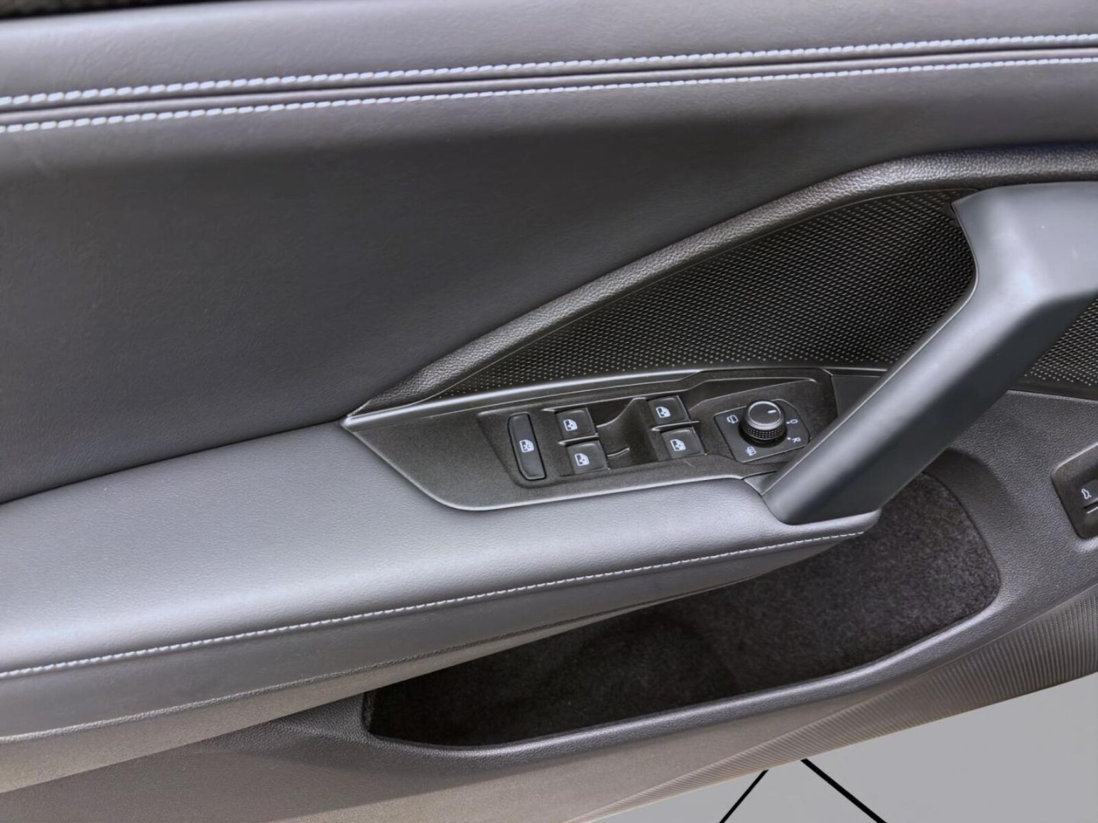 Volkswagen Tiguan – Bild 11