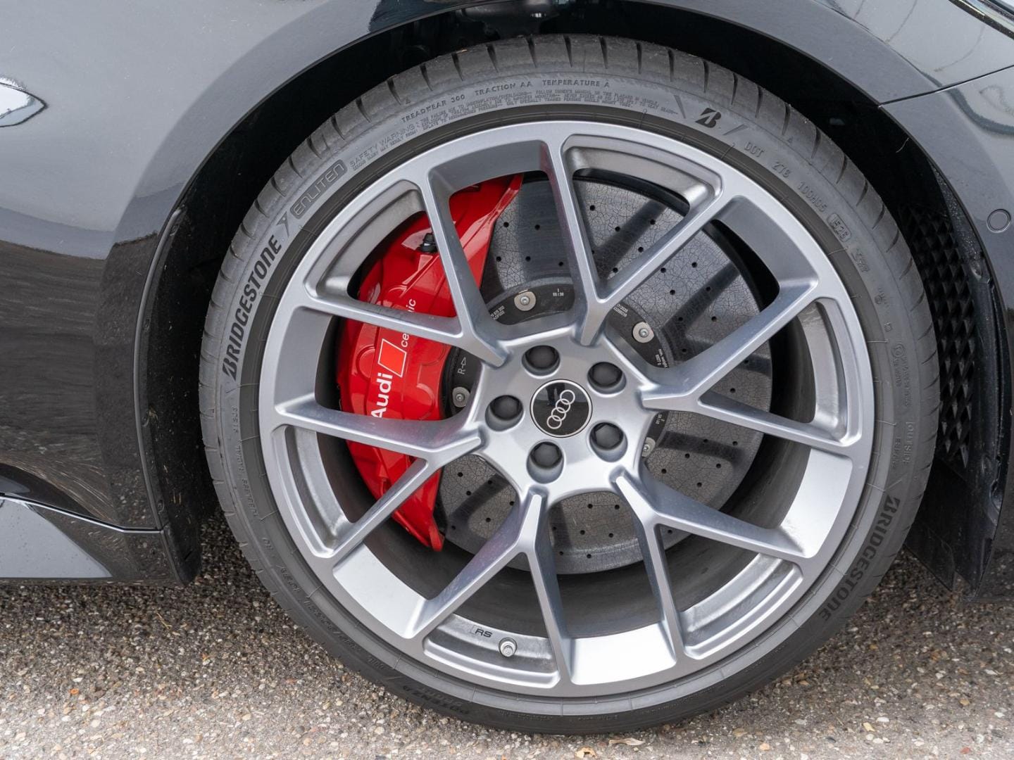 Bild über Audi RS 5 Avant TFSI quattro 470 kW tiptronic - für weitere Informationen kontaktieren Sie den Audi Partner