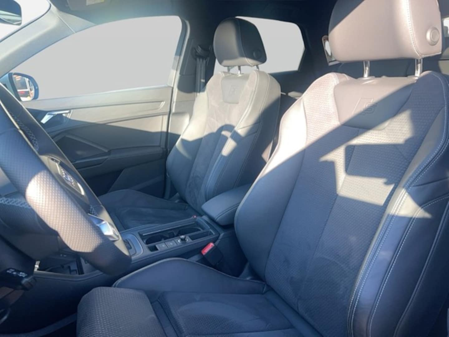 Bild über Audi Q3 Sportback S line 45 TFSI quattro S tronic - für weitere Informationen kontaktieren Sie den Audi Partner