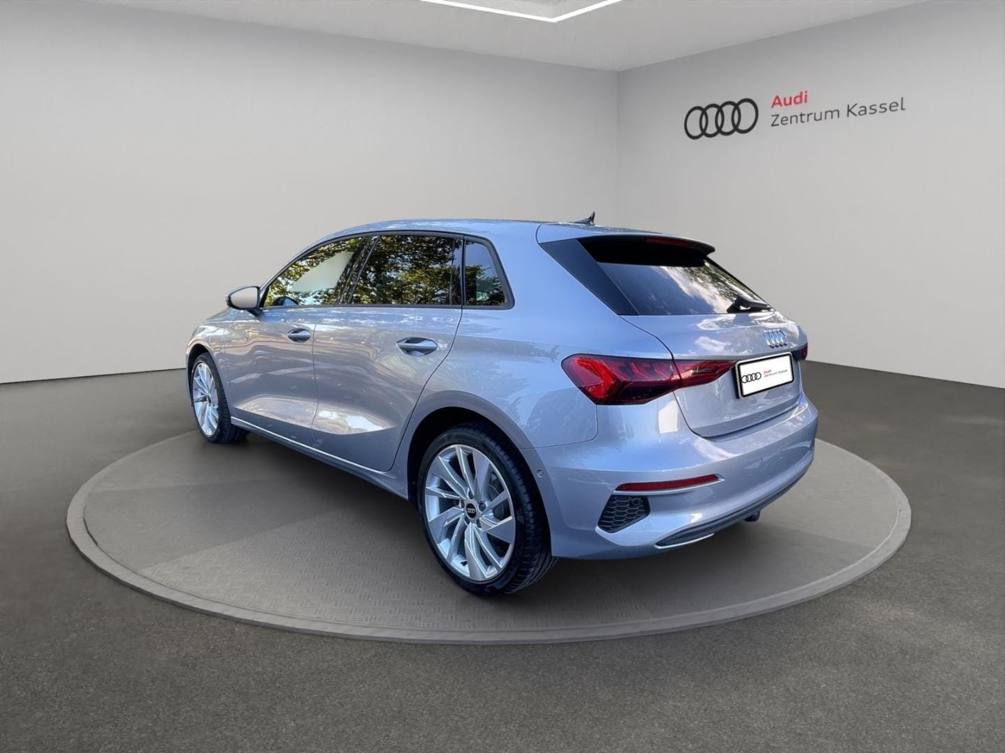 Bild über Audi A3 Sportback TFSI e 40 TFSI e S tronic - für weitere Informationen kontaktieren Sie den Audi Partner