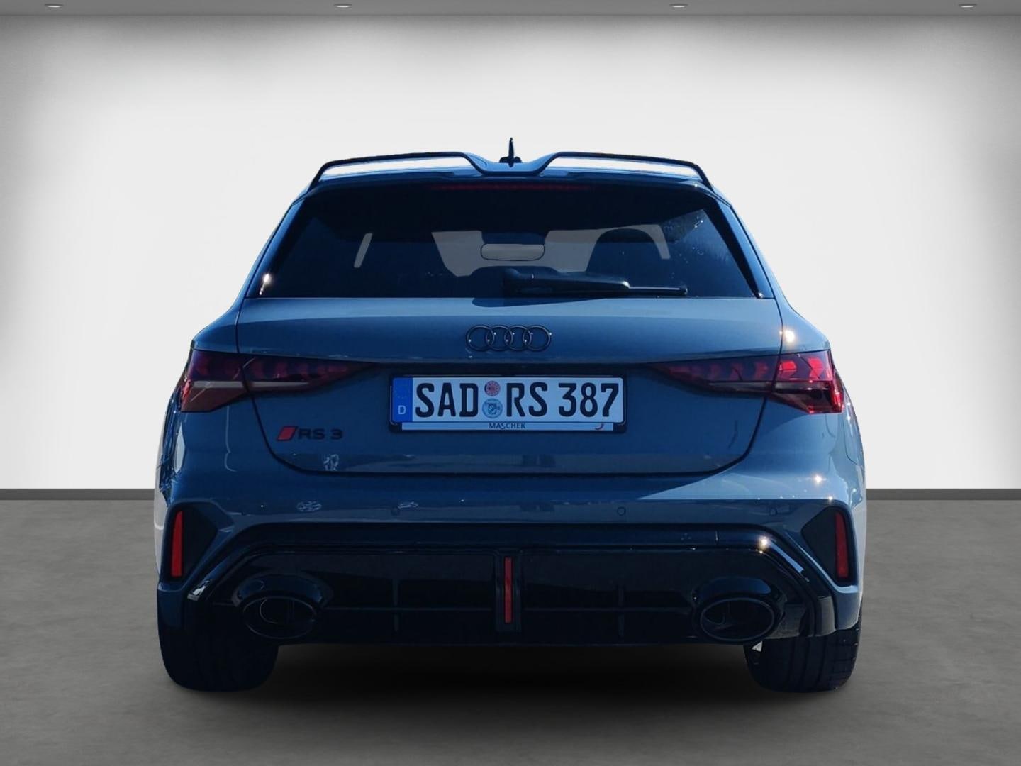 Bild über Audi RS 3 Sportback TFSI quattro 294 kW S tronic - für weitere Informationen kontaktieren Sie den Audi Partner