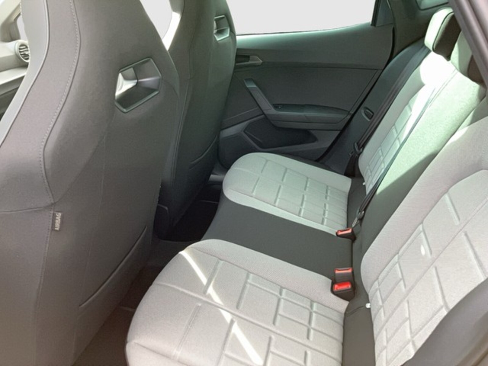 SEAT Arona – Bild 11