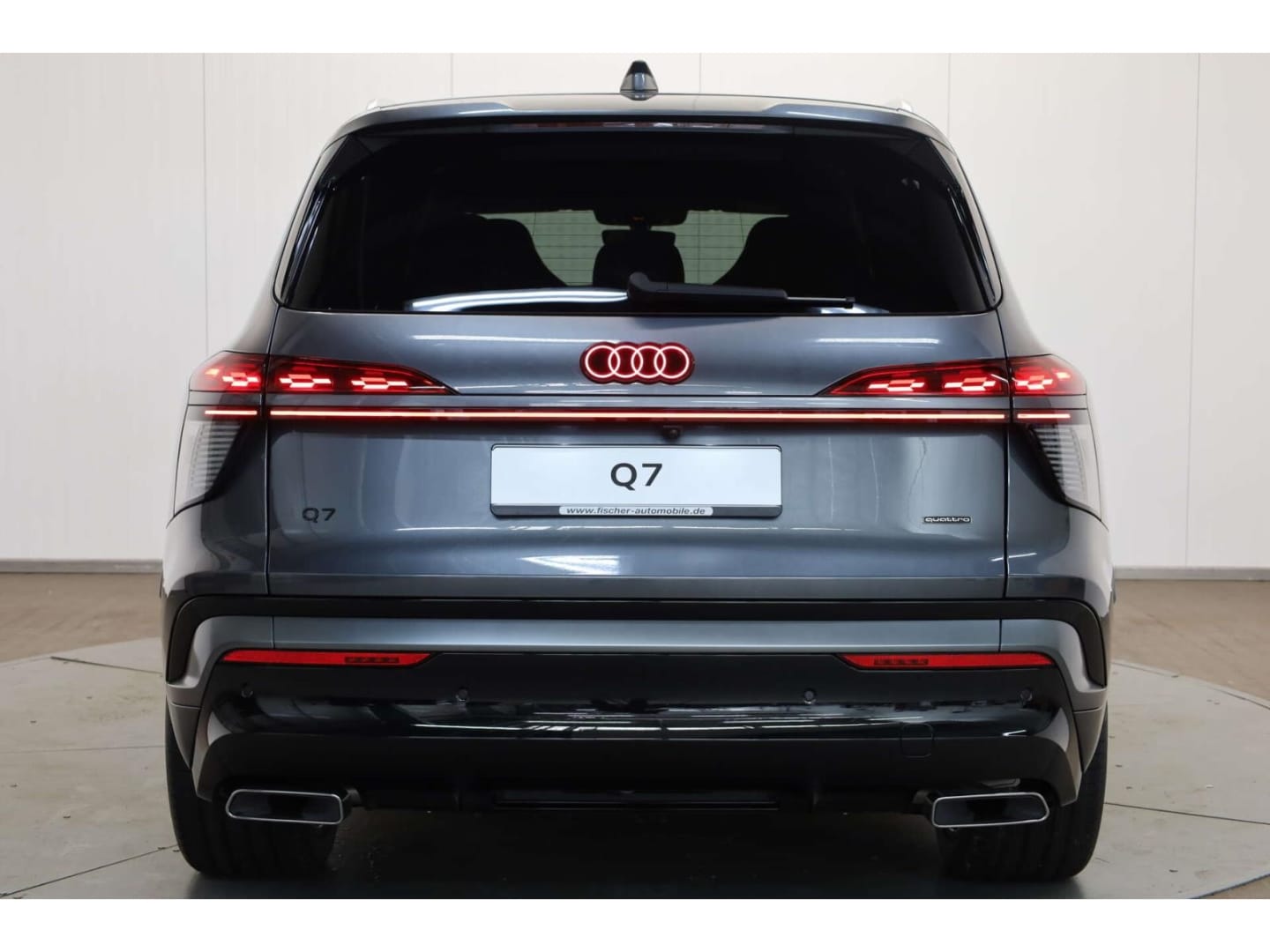 Bild über Audi Q7 SUV TDI quattro 220 kW tiptronic - für weitere Informationen kontaktieren Sie den Audi Partner