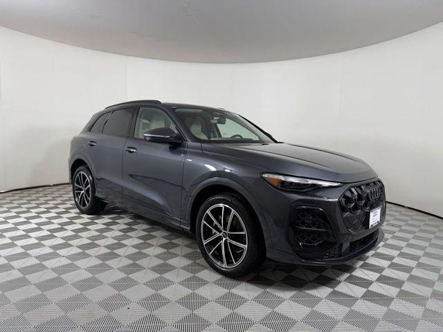 2026 Audi Q5 Prestige quattro's photo