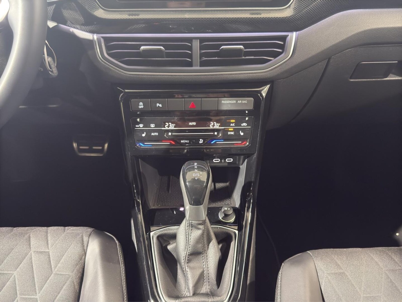 Volkswagen T-Cross – Bild 15
