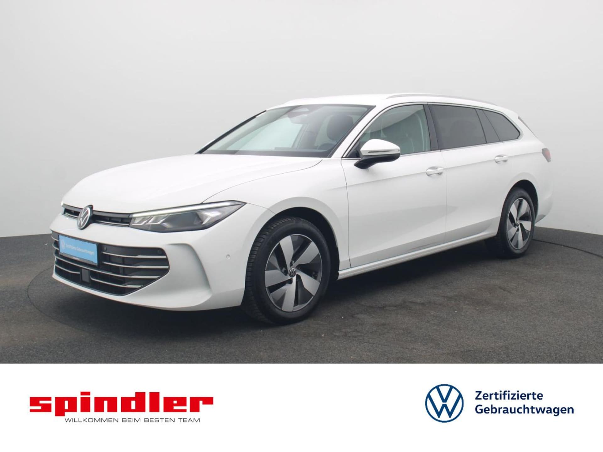 Volkswagen Passat — Volkswagen Passat Passat Variant Business 1.5 eTSI DSG / Navi, HuD