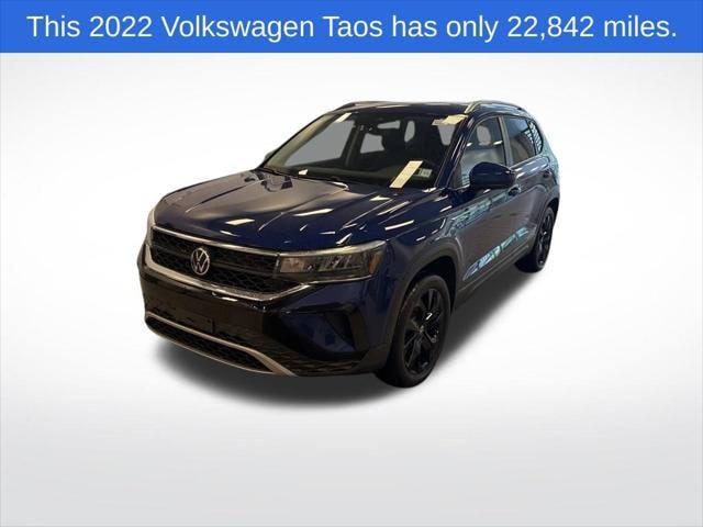 2022 Volkswagen Taos SE's photo