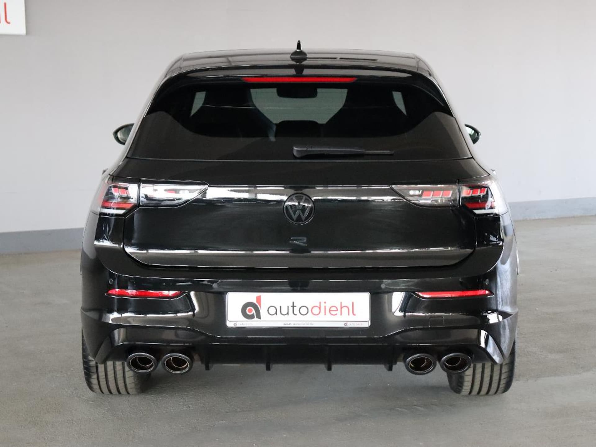 Volkswagen Golf R Black Edition