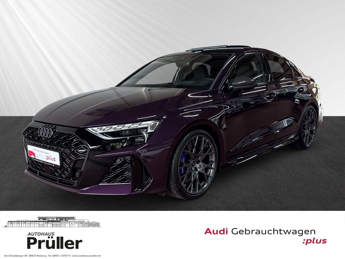 Bild über Audi RS 3 Limousine TFSI quattro S tronic - für weitere Informationen kontaktieren Sie den Audi Partner