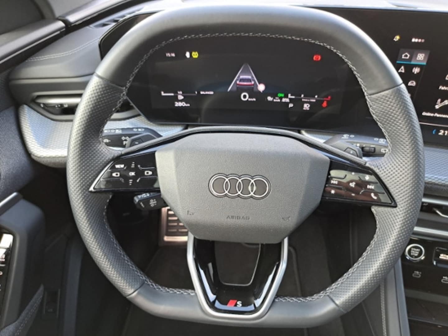 Bild über Audi Q5 SUV TDI quattro 150 kW S tronic - für weitere Informationen kontaktieren Sie den Audi Partner