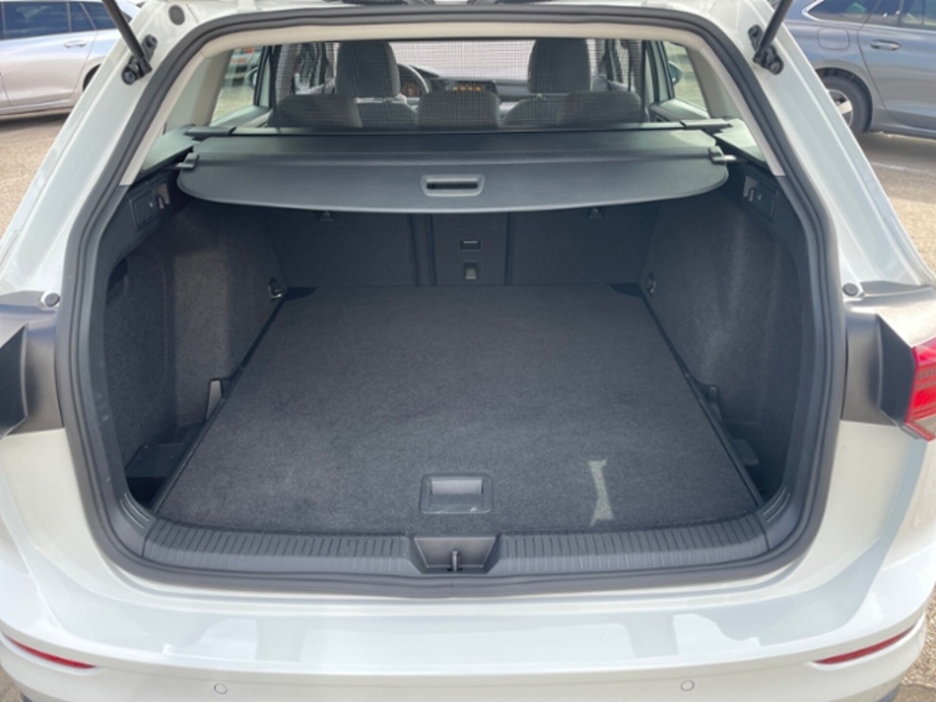 Volkswagen Golf Variant Life