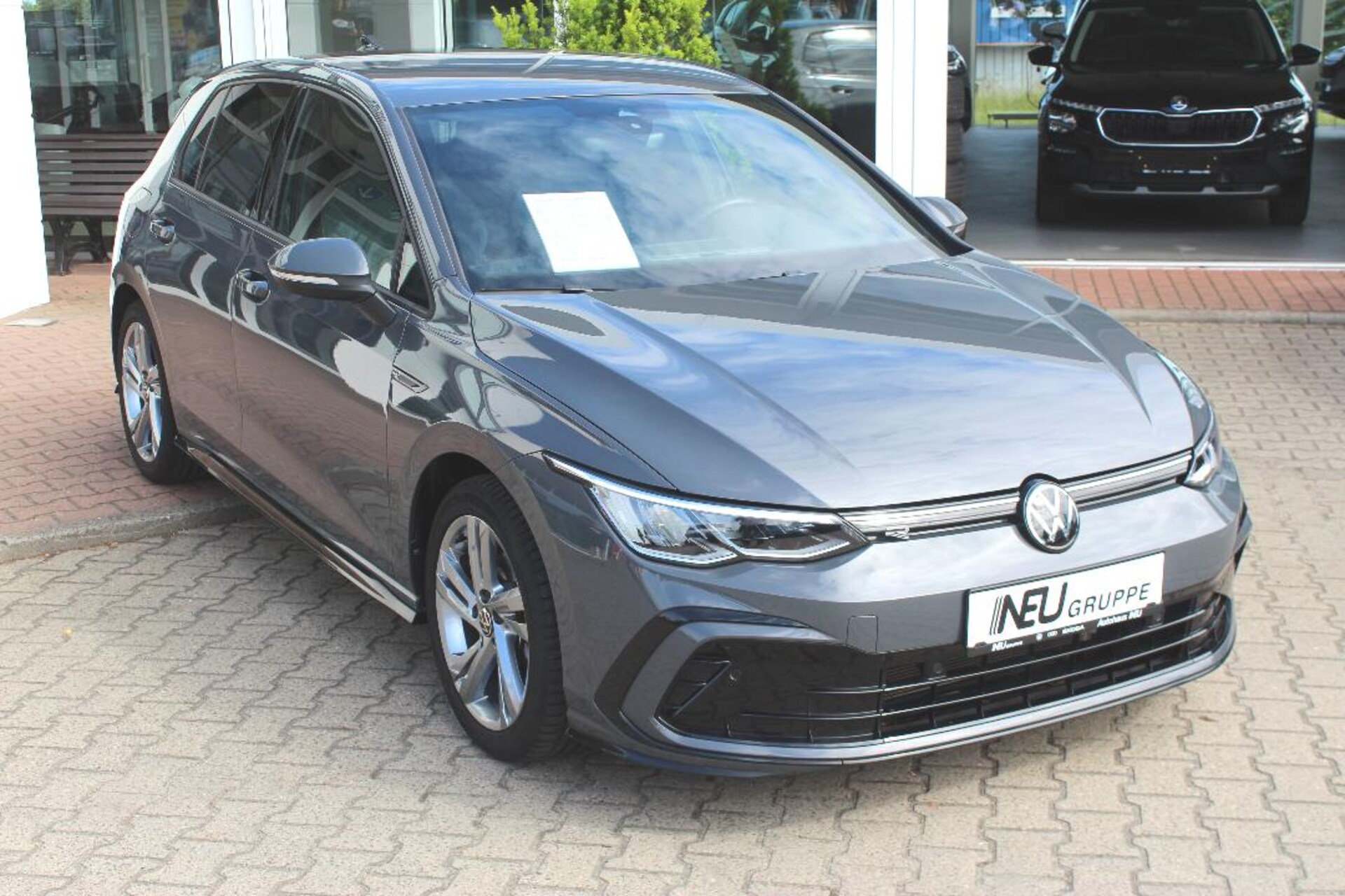 Volkswagen Golf R-Line