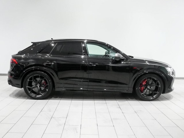 2026 Audi RS Q8 SUV performance