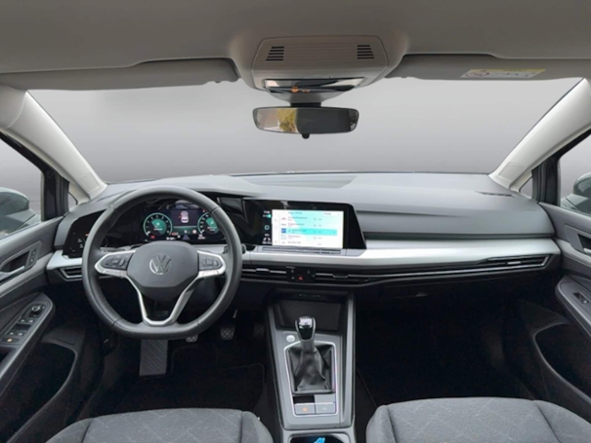 Volkswagen Golf Life