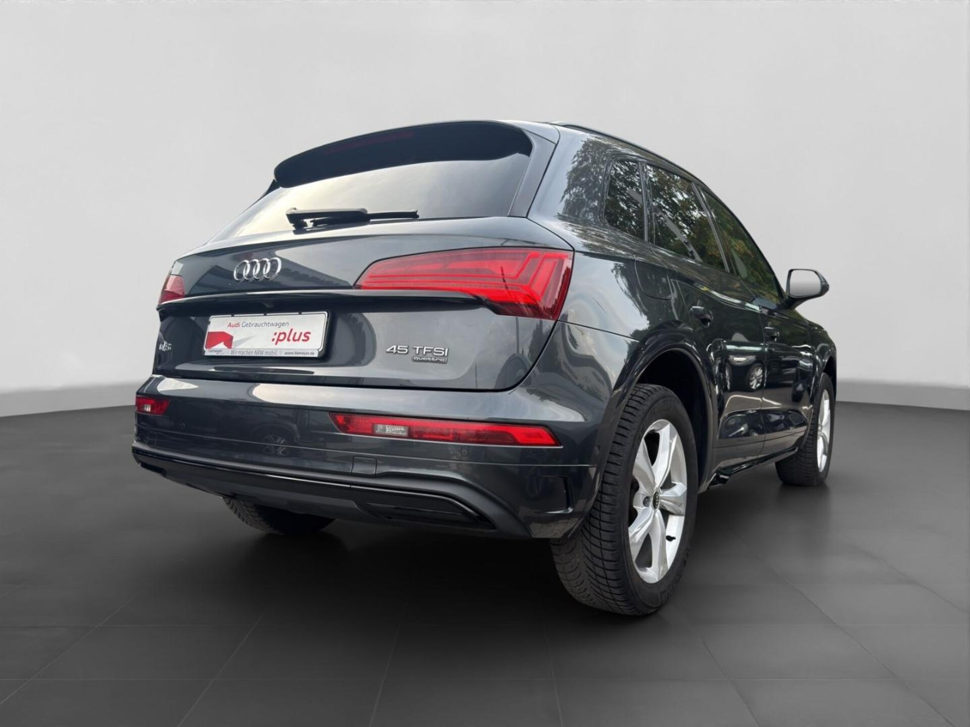 Audi Q5 SUV Advanced